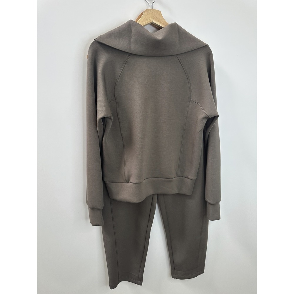 Spanx AirEssentials SET Half Zip Sweatshirt & Barrel Leg Pant Mineral Size Small - Picture 3 of 16